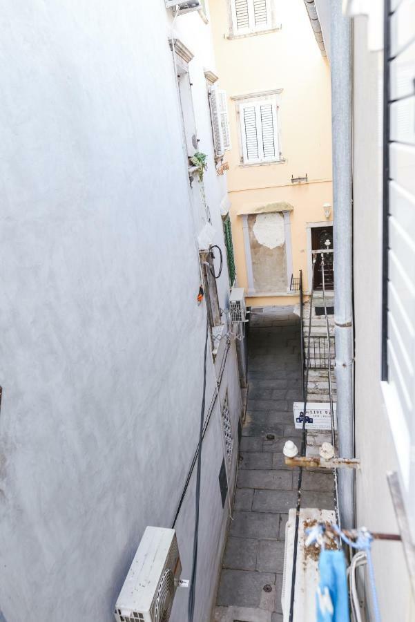 Apartment Martin פיראן מראה חיצוני תמונה